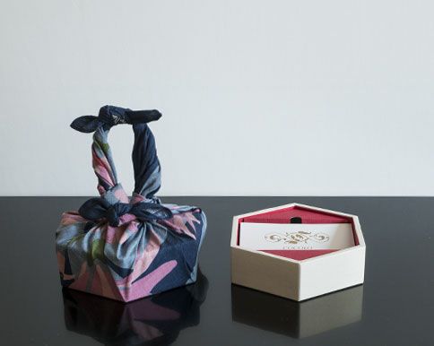 和WRAP 1段 ギフトカード